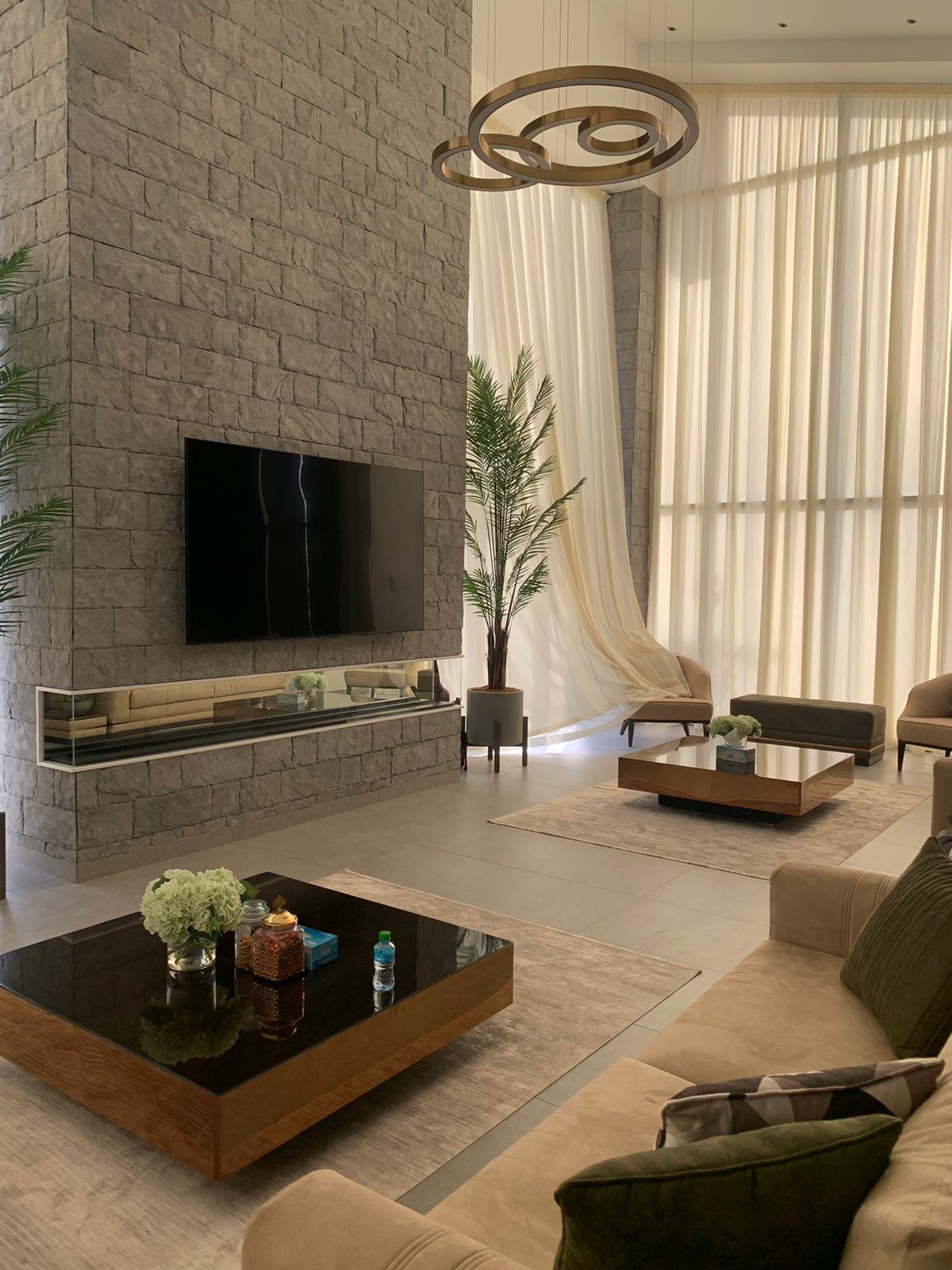 Aluminium Kitchen Cabinets in Dubai - Zealcon